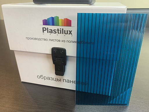 Сотовый поликарбонат ULTRAMARIN 4 мм бирюза Сотовый поликарбонат ULTRAMARIN 4 мм бирюза