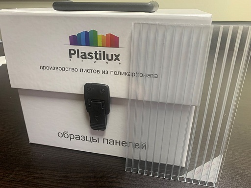 Сотовый поликарбонат ULTRAMARIN 10 мм прозрачный 6x2,1 Сотовый поликарбонат ULTRAMARIN 10 мм прозрачный