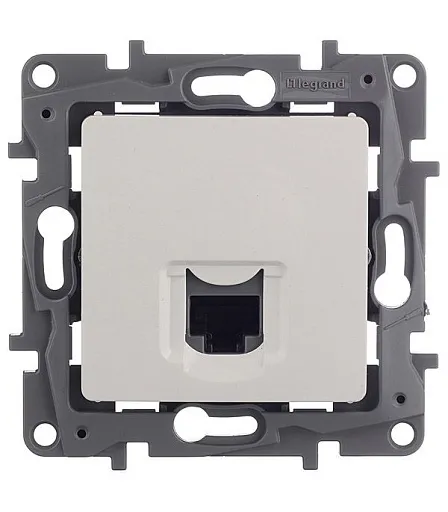 Розетка компьютерная Legrand Etika встраиваемая белая RJ45 (672241)
